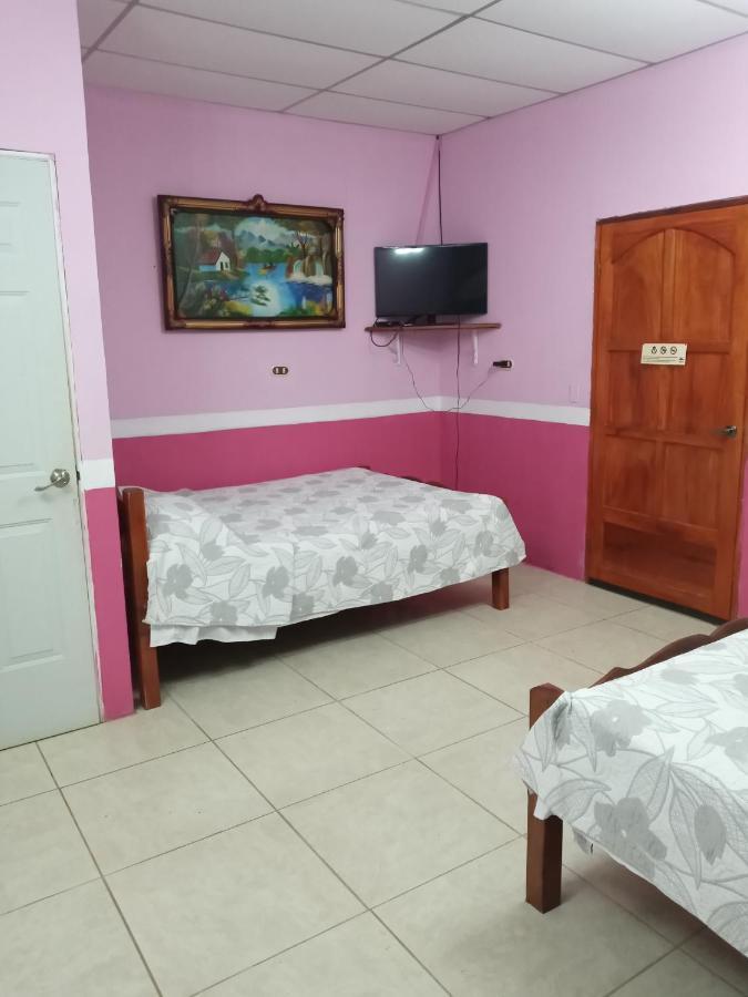 Hospedaje Hefziba モヨガルパ エクステリア 写真